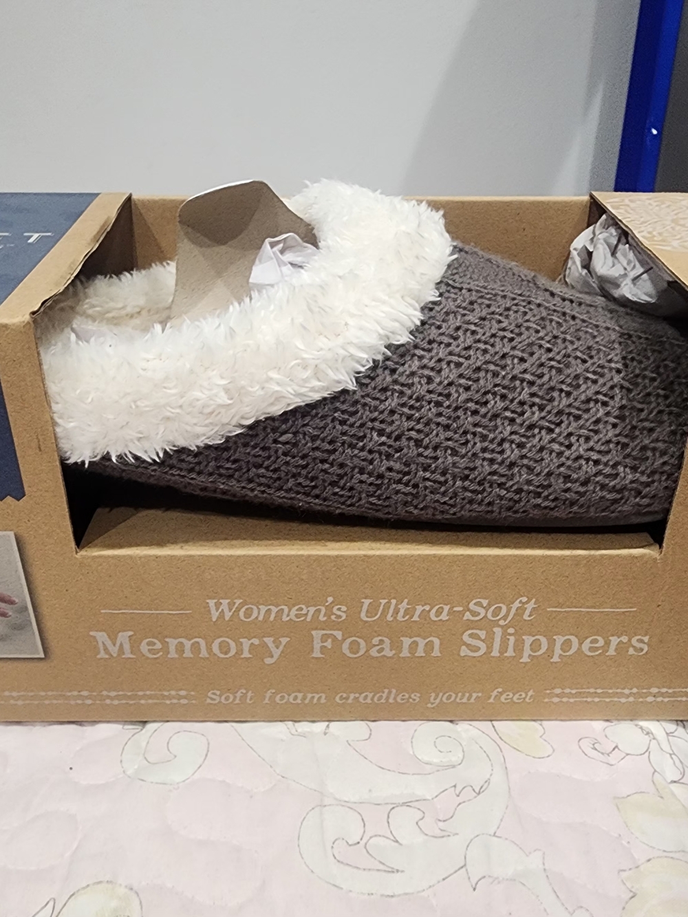 LOFT Gray Knit Women's Memory Foam Slippers with Faux Fur Cuff